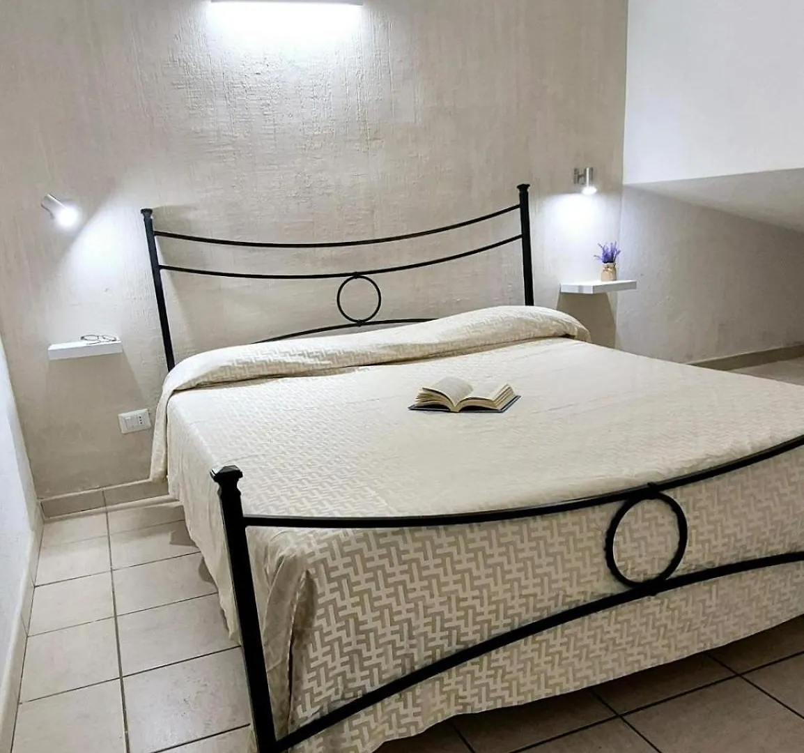 Villetta Al Mare Sa Babbaiola Simius 0*,  İtalya